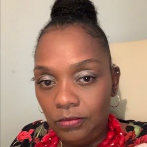 Meet your Posher, Nikita